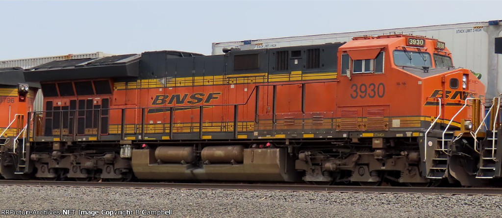 BNSF 3930